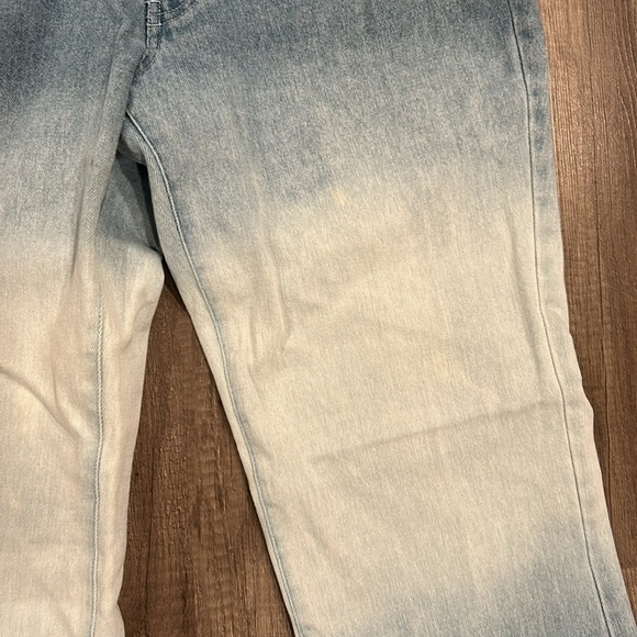 Vintage Grommet White Washed Flare Jeans - Picture 4 of 9